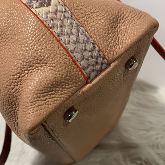 COACH pebbled leather tote embossed snake print accent zip top adjustable strap - Picture 9 of 16
